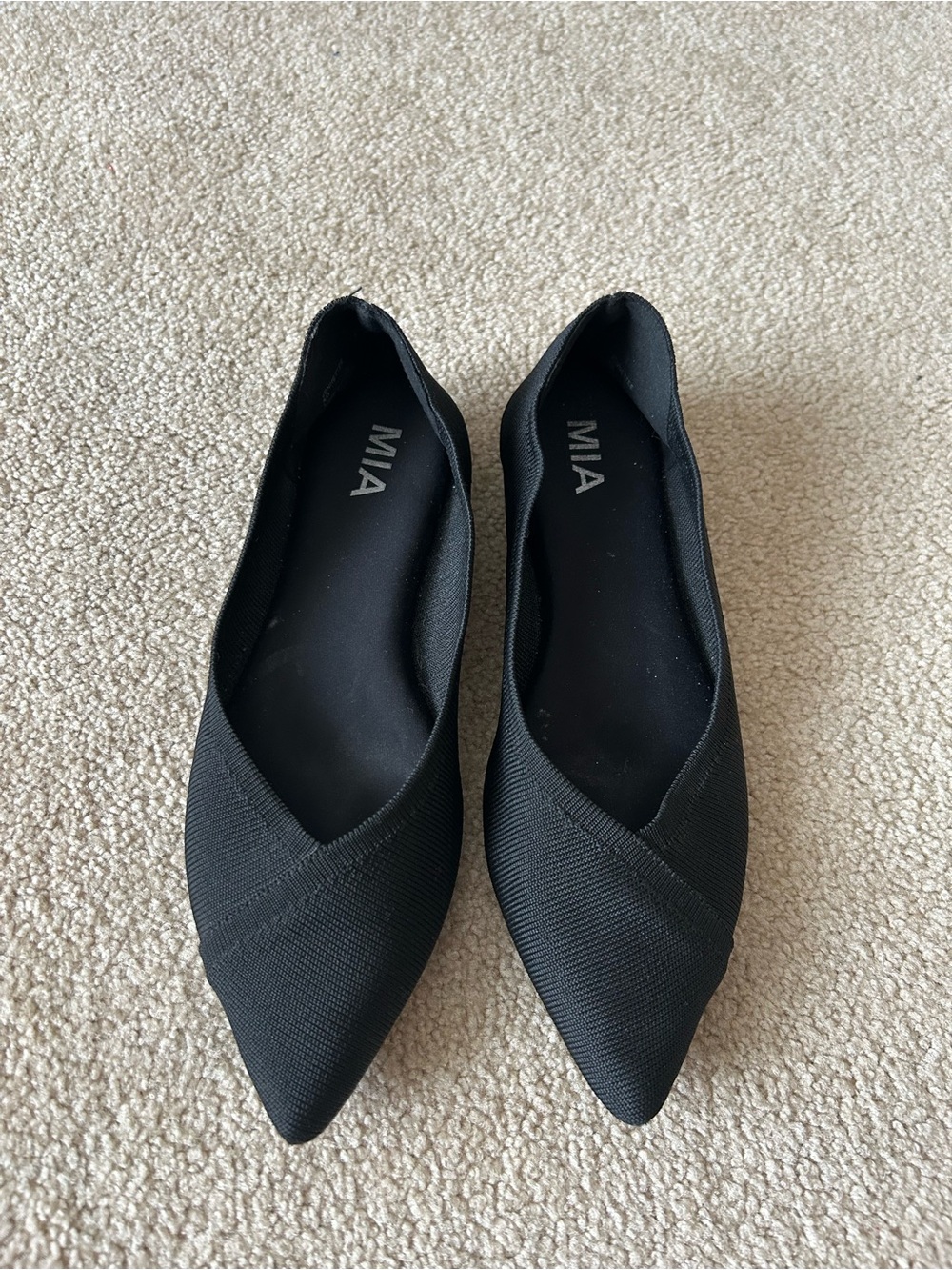 MIA Jennette Black Fly Knit Point Toe Flats